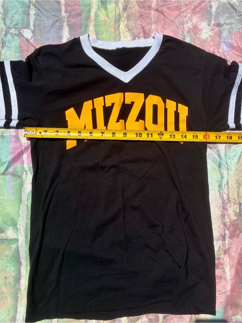 Vintage retro Mizzou Black & Gold Tee